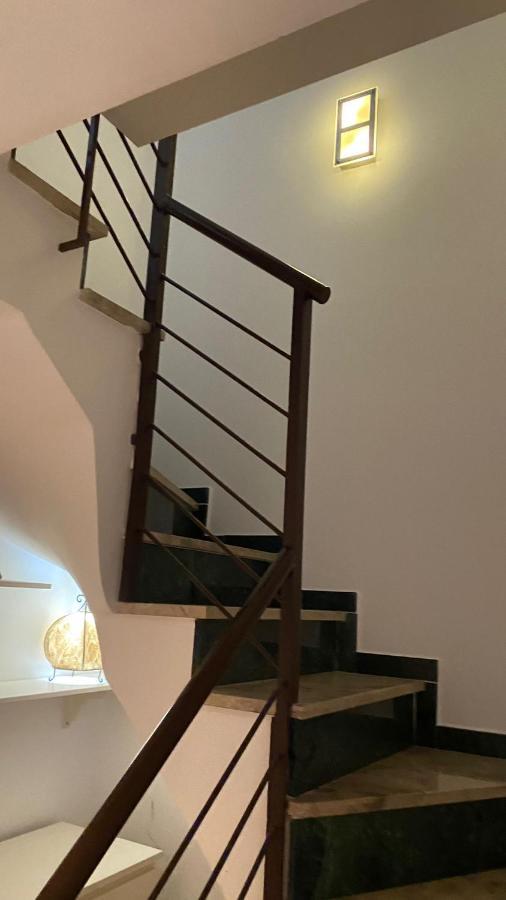 Duplex Junto Al Puente Con Gran Terraza Y Parking Privado Apartment