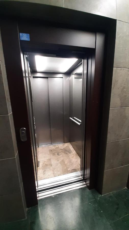 Apartament Duplex Junto Al Puente Con Gran Terraza Y Parking Privado *