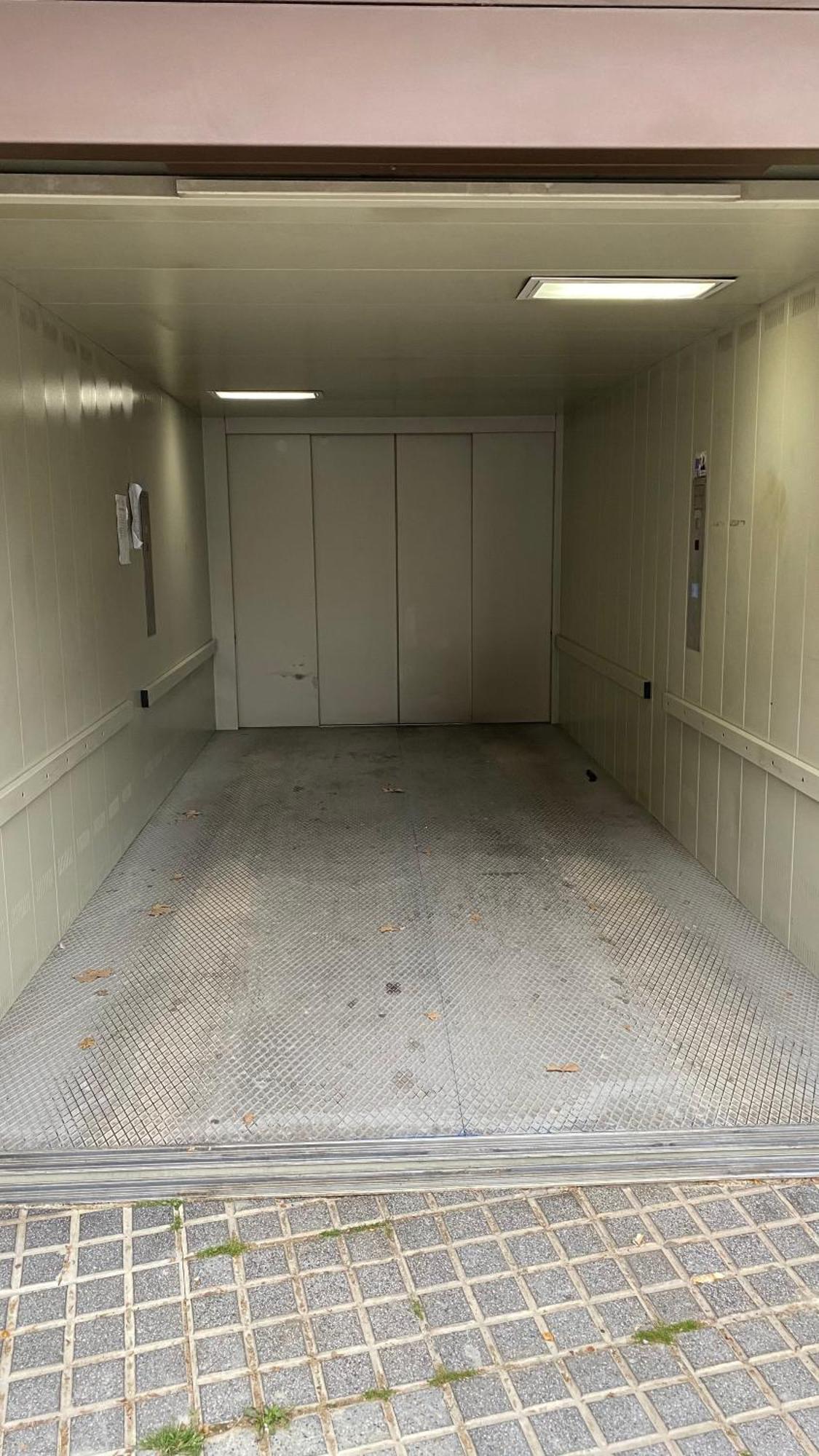 Apartament Duplex Junto Al Puente Con Gran Terraza Y Parking Privado
